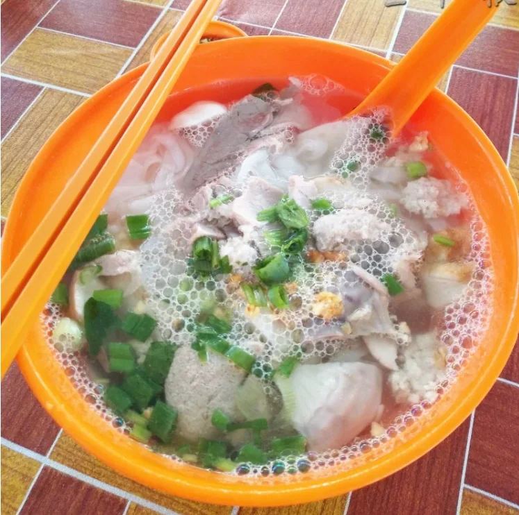 爱情桥粿条汤照片